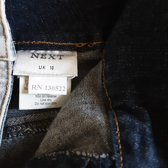 Acid wash Jean skirt - Picture 3 of 4